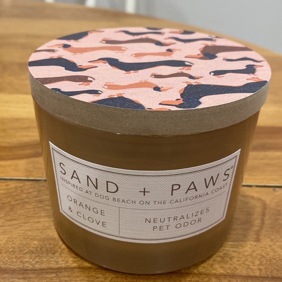 NWOT.  Sand + Paws, 12 oz., 2-wick jar candle with lid. - Picture 1 of 9
